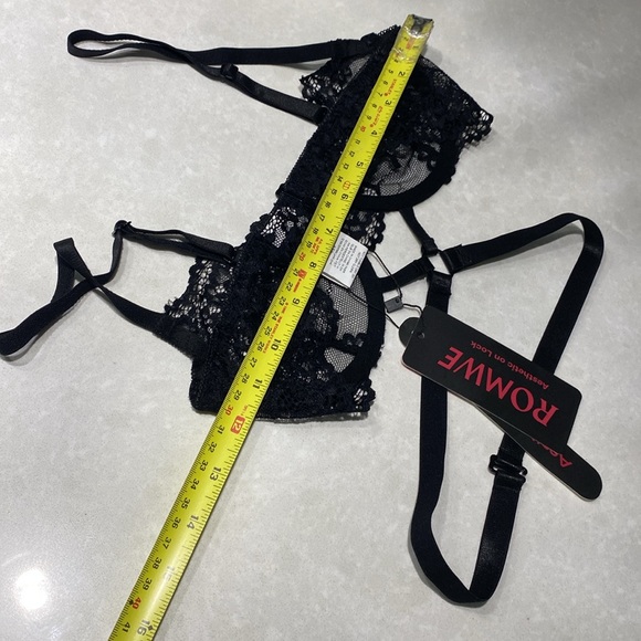 New Romwe Kawaii Floral Lace Ring Linked Cut Out Lingerie Set black small &tags - Picture 15 of 17